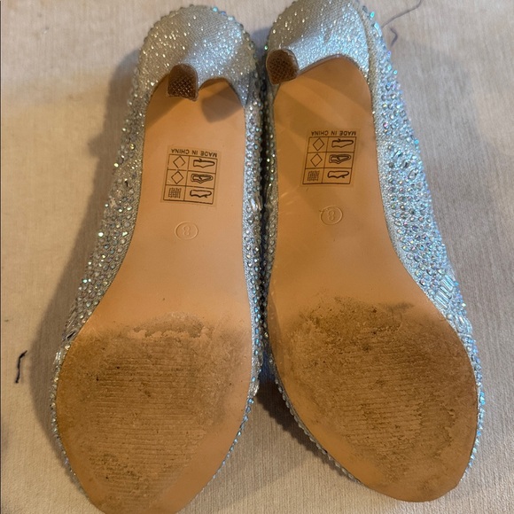Size 8 Lauren Larraine gorgeous formal heels. Worn once - Picture 6 of 7